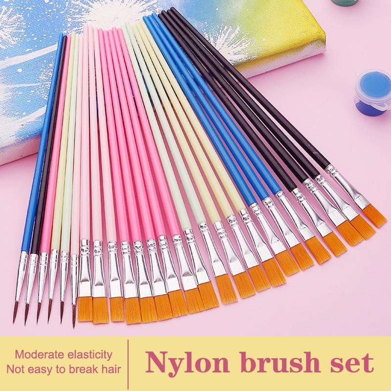 【YU】12本入り絵筆セット アート用丸型平型ナイロン毛絵筆 - Watercolor Brush Pen のレビューと価格