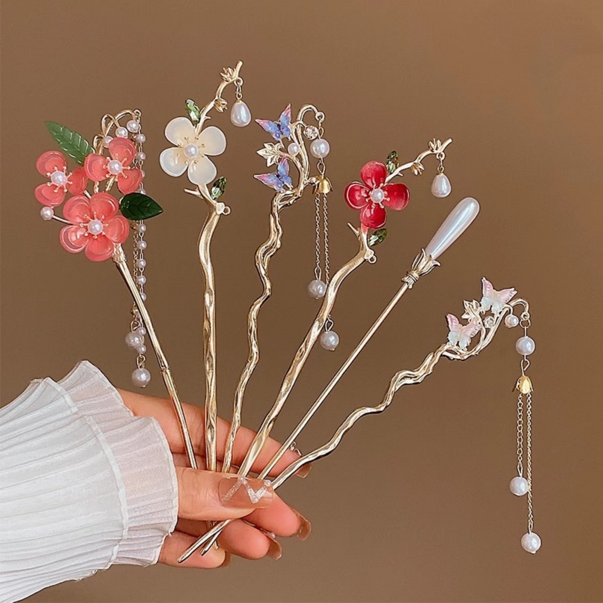 2025 新しい花のヘアピン女性のためのエレガントな花蝶パー - Art Craft Shop のレビューと価格