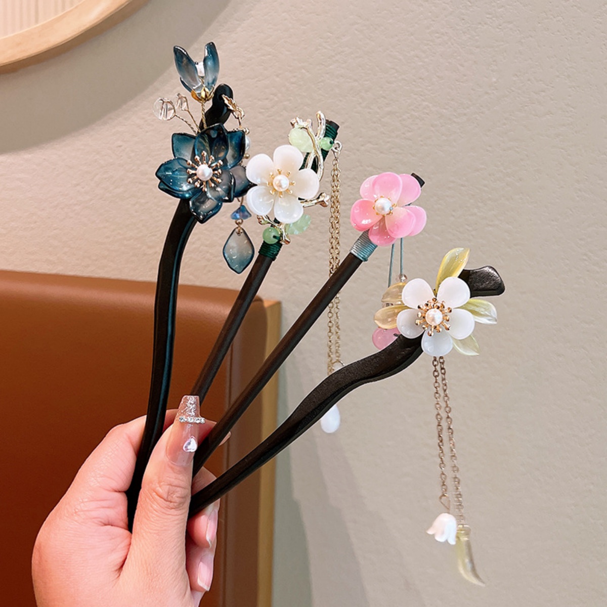 絶妙な花のタッセル木製ヘアピンレトロ中国風の手作り花ヘアステ - Art Craft Shop のレビューと価格